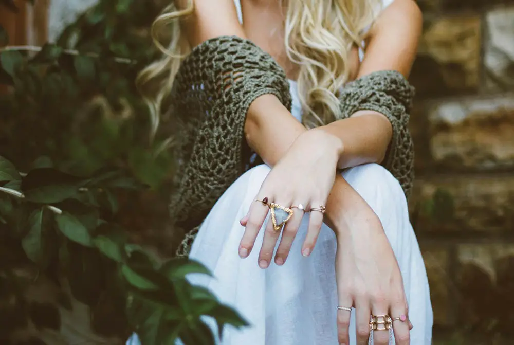 The Art of Accessorising: Tips on Elevating Your Outfit