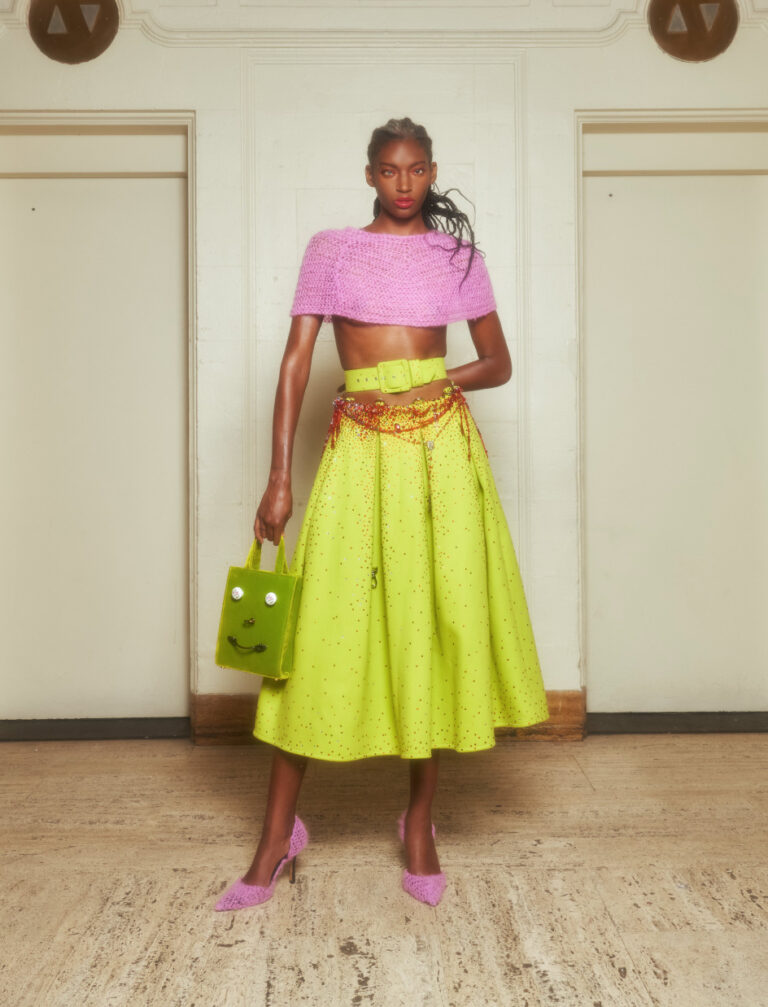 Dauphinette (Click for Tickets)