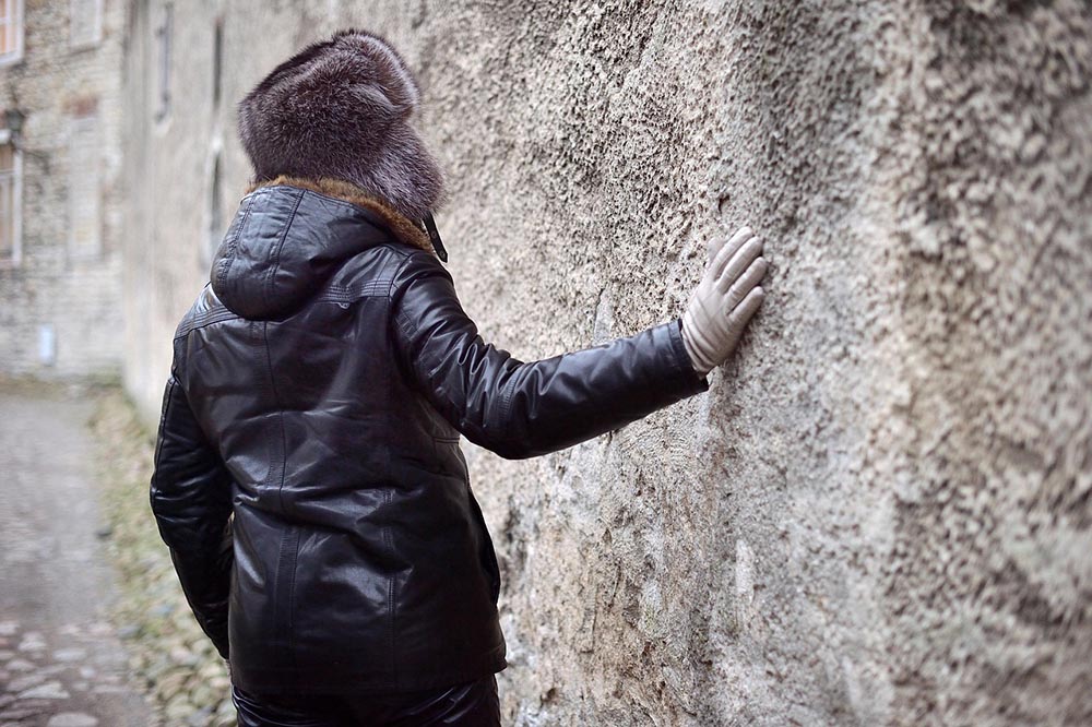 The Timeless Leather Jacket: A Fashion Week Favorite Across the Globe