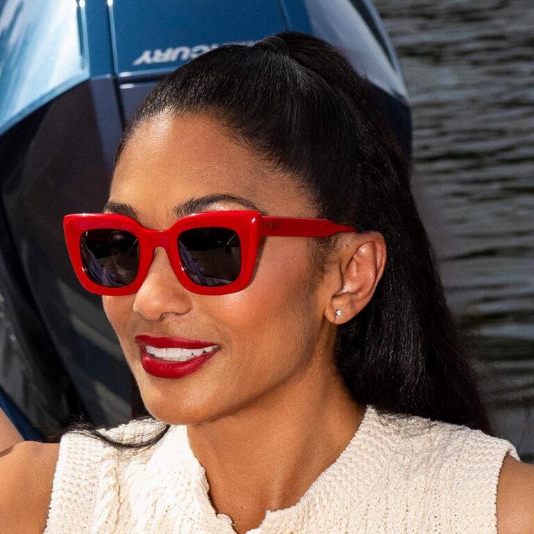 Cat Eye Comeback: Stylish Sunglasses for Women are this Season’s Chicest Accessory