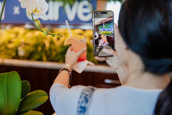 EDIT SwimShow x Curve (17)