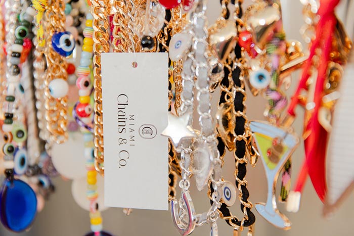 EDIT SwimShow x Curve (5)