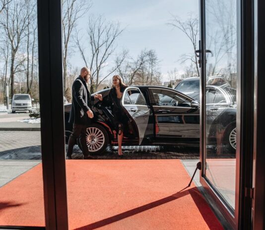 How to Look Effortlessly Expensive at Every Winter Gala