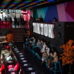 18082461377107628_fashionweekonline