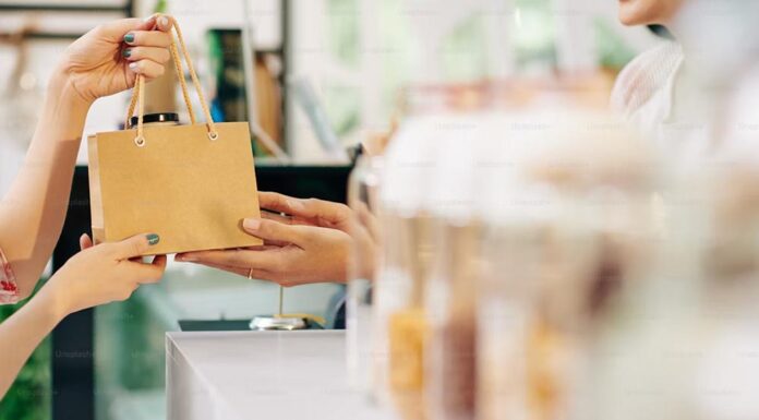 A Simple Guide to Essential Women’s Fashion Items for Everyday Style