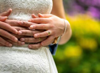 The Love That Connects: Why Smart Couple Jewelry Is Emerging As This Year’s Most Meaningful Holiday Gift