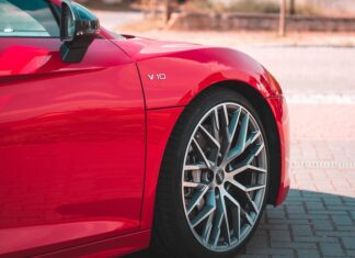 Experience Miami in Style: The Ultimate Guide to Luxury Car Rentals