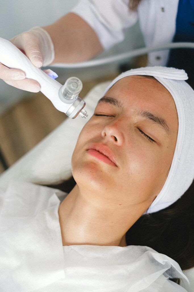 Benefits of Non-Invasive Skin Tightening Procedures