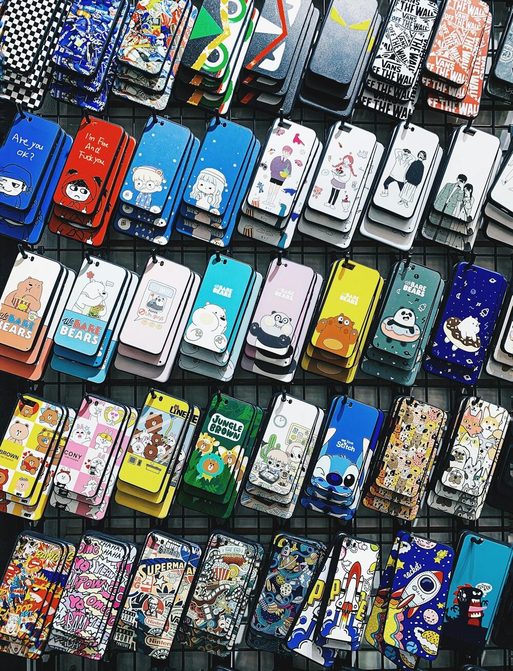 Phone Prints That Last: Which Phone Case Brands Hold Up in 2026? | Fashion Week Online Phone Prints That Last: Which Phone Case Brands Hold Up in 2026? | Fashion Week Online