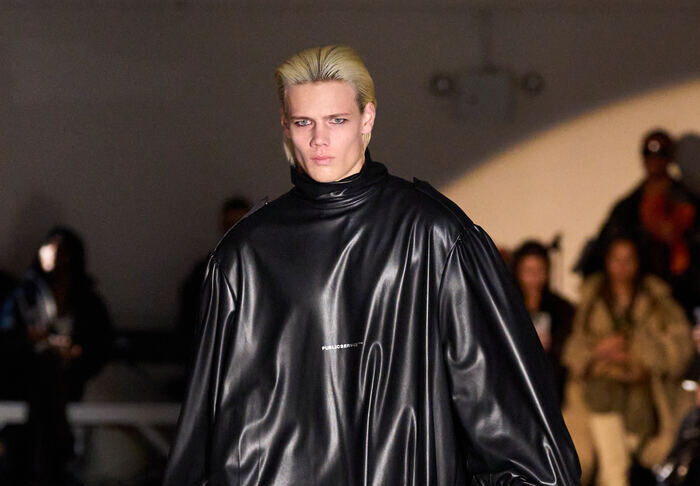 Public Servce F26 001