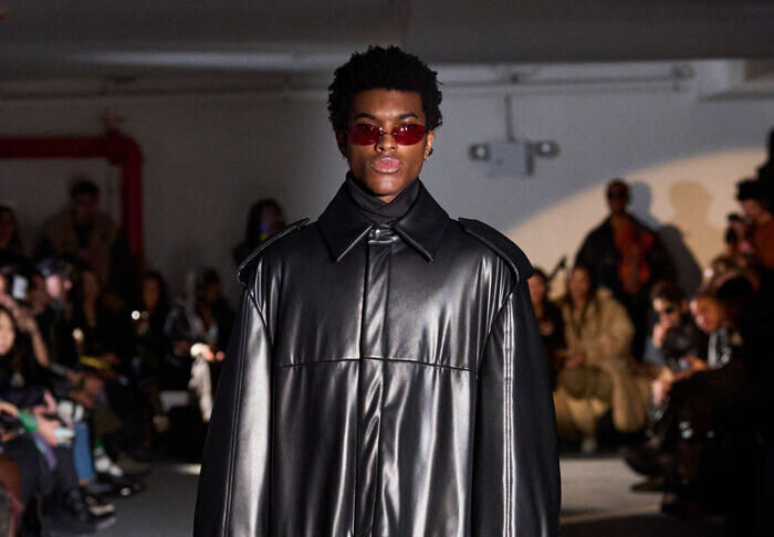 Public Servce F26 019