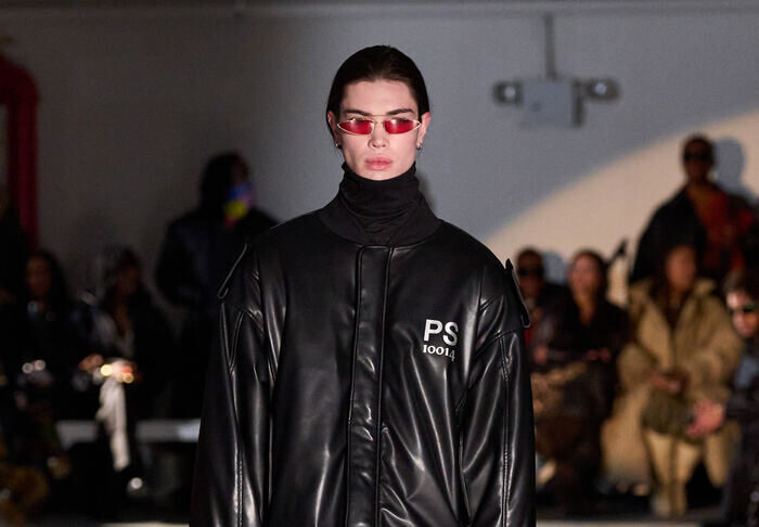 Public Servce F26 039