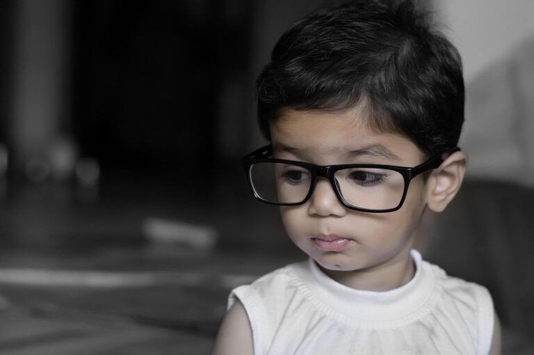 Tips For Helping Kids Turn Eyewear Into A Fashion Statement