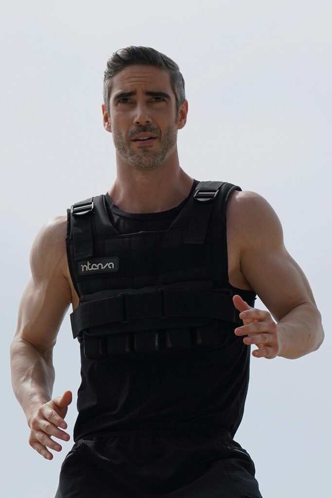 Does a Weighted Vest Help Lose Belly Fat? The Scientific Basis of Its Effectiveness