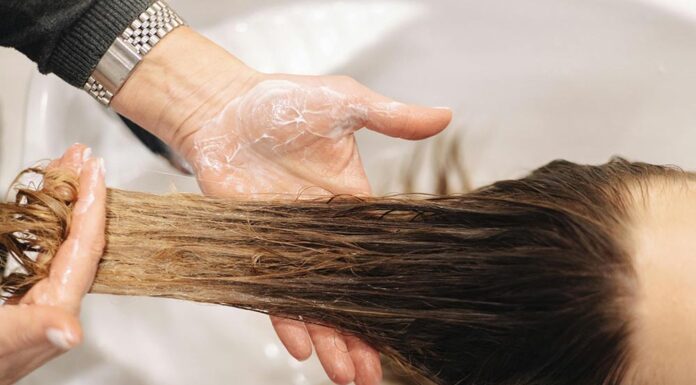 Moroccanoil Haircare Guide: Best Uses, Benefits, and Styling Tips