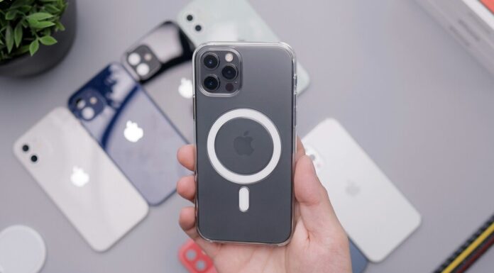 Tech-cessories Are Having a Moment: How to Style the Best Apple Alternative Case Like a Fashion Editor