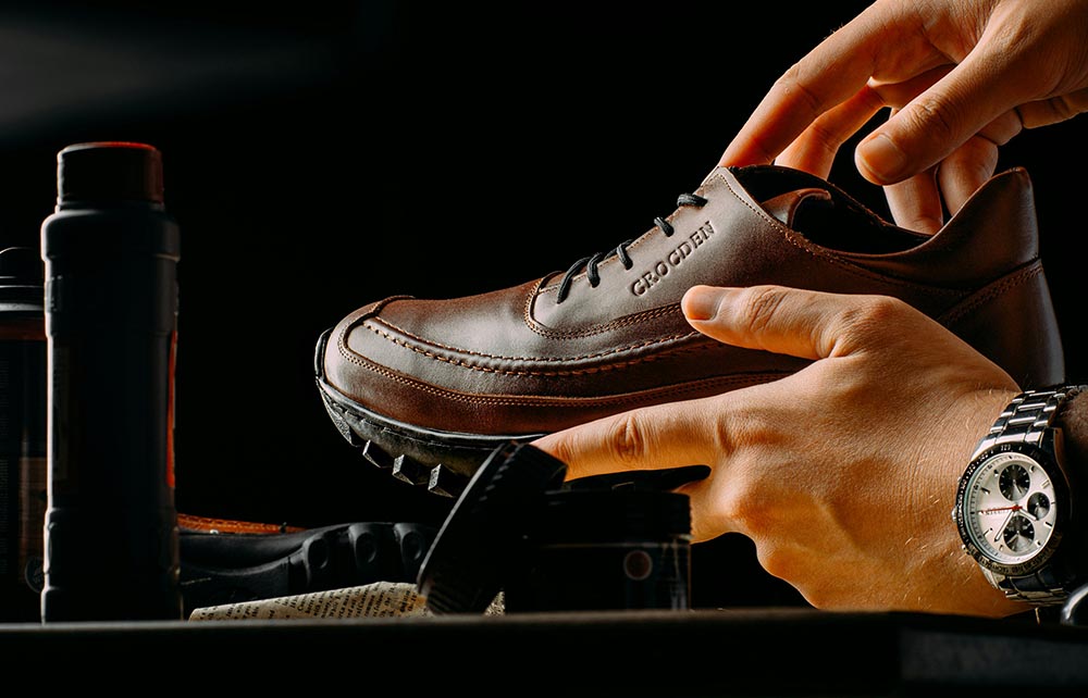 The Bespoke Experience: What Custom Shoemaking Can Teach You About Tailored Beard Care