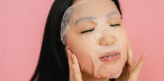 How Long Should One Keep a Face Mask On? Expert Timing Guide for Every Mask Type