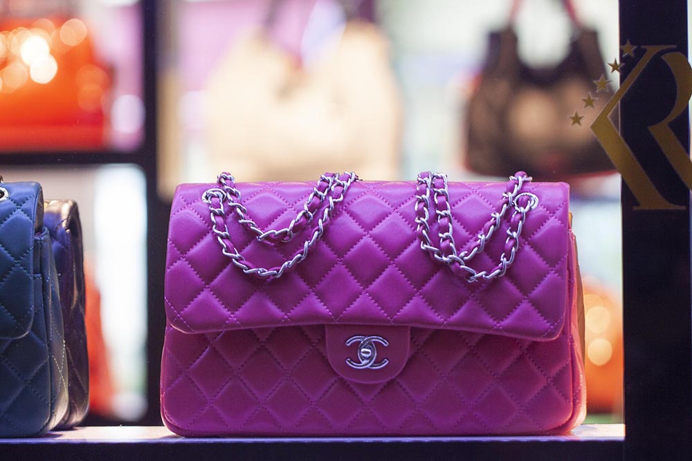 Beyond the Boutique: How Microscopic Craftsmanship is Redefining Modern Luxury Investments