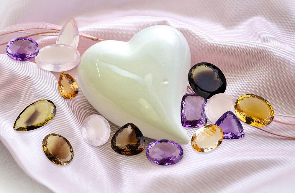 How to Choose Certified Gemstones Online Without Falling for Scams