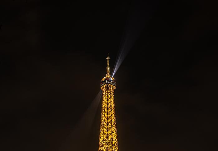 La_tour_Effeil_de_nuit copy