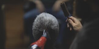 Men’s Hair System Bases Explained: How to Choose Between Lace and Skin