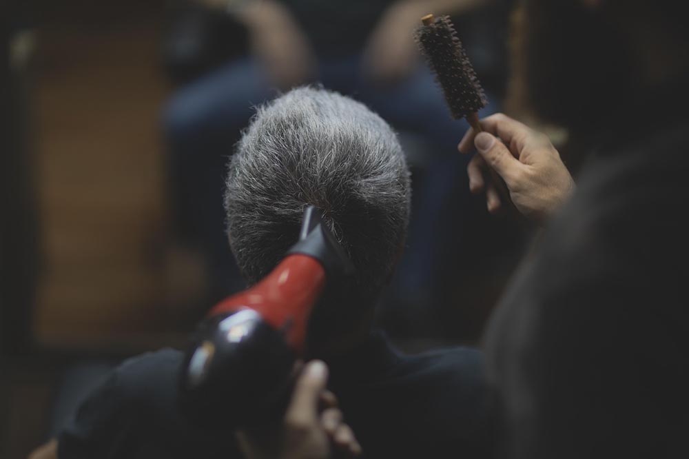 Men's Hair System Bases Explained: How to Choose Between Lace and Skin