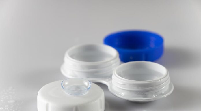 Monthly Contact Lenses: Benefits, Care Tips and Where to Buy Them Online