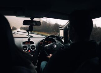 What to Look for in a High-Quality Dash Cam for Daily Driving