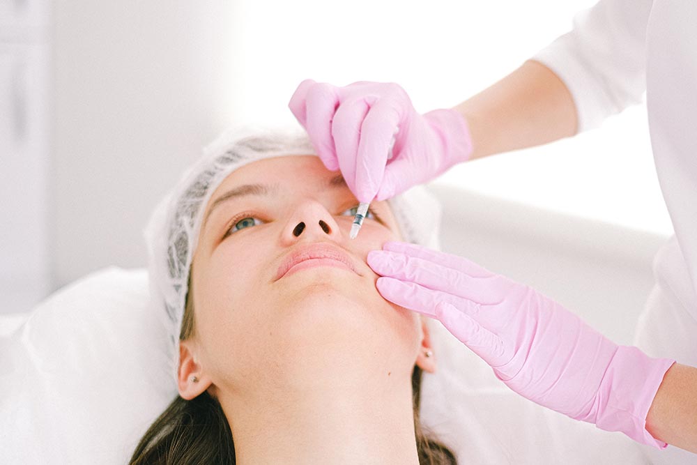 Why Non-Surgical Beauty Treatments Are Trending in London