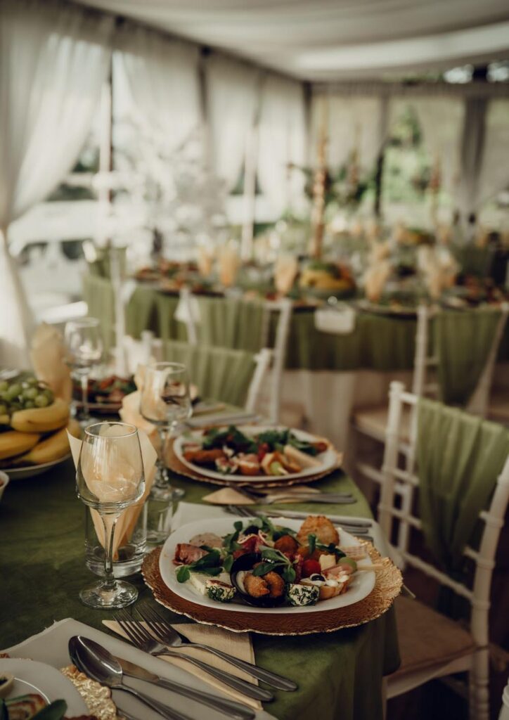 Why the Wedding Meal Is Becoming a Major Part of the Celebration’s Design