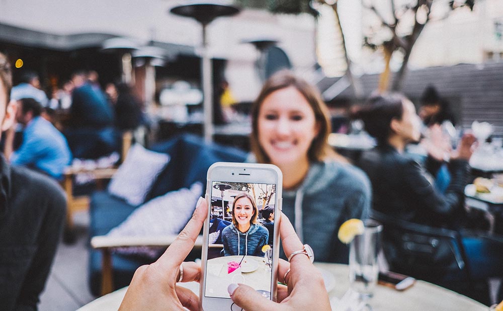 How AI Photo Editing Is Reshaping Fashion Editorial Content