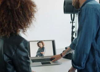 How Teenagers Build a Fashion Design Portfolio Outside of School