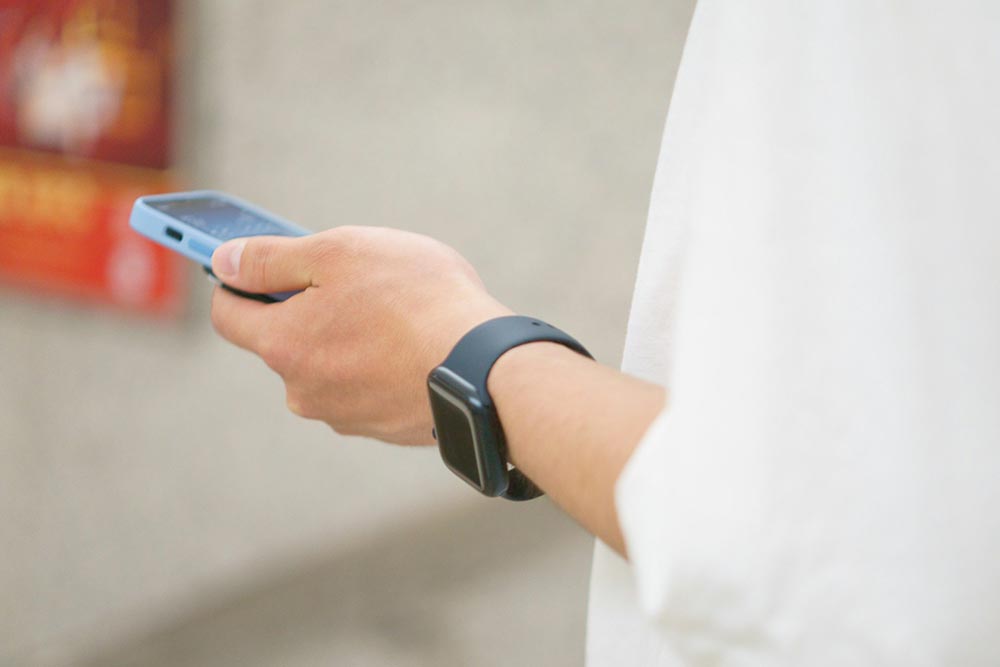 7 Fashion-Tech Accessories to Coordinate With Your Everyday Wardrobe